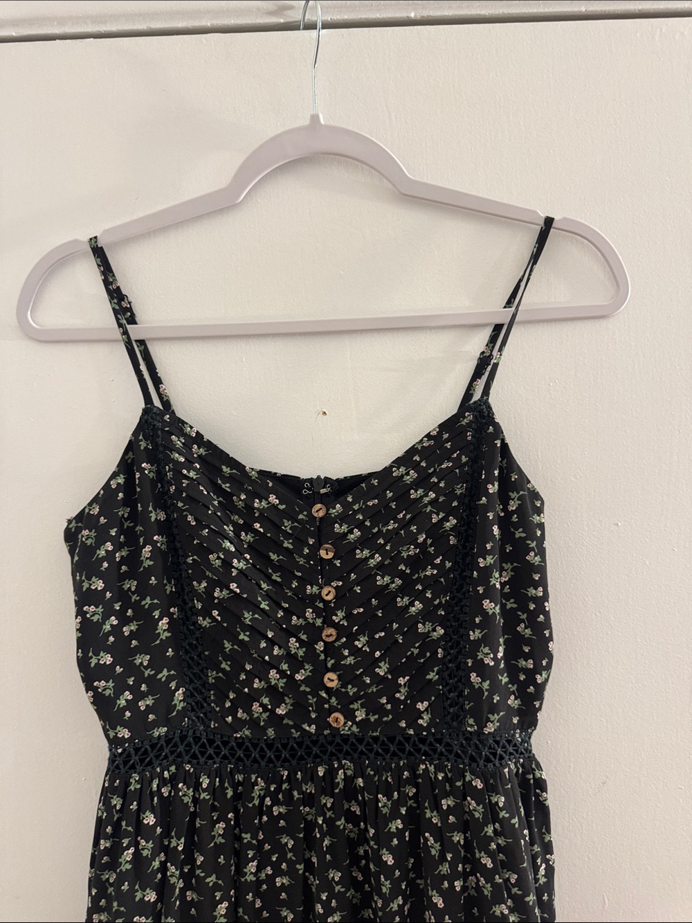 She + Sky Black Floral Midi Dress with Smocked Waist - Picture 5 of 8